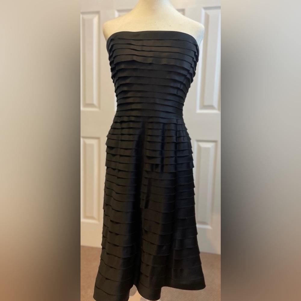 Tadashi NWT black laser satin strapless midi cocktail dress size 8